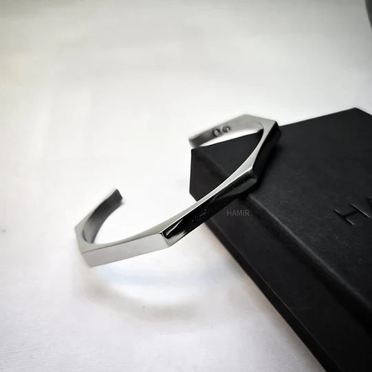 SteelEdge Cuff