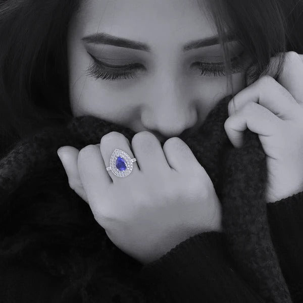 Ladies Sapphire And Diamond Ring